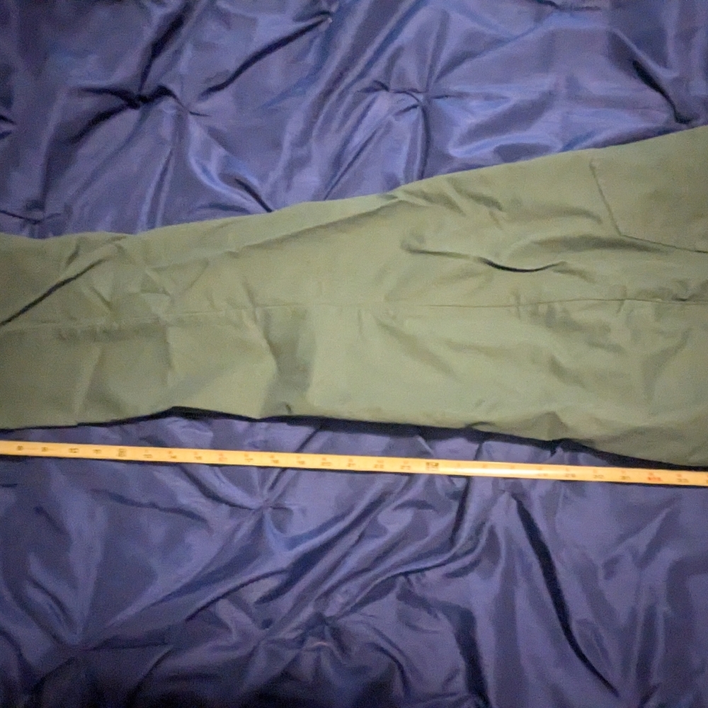 Red Ale Straight Fit pants